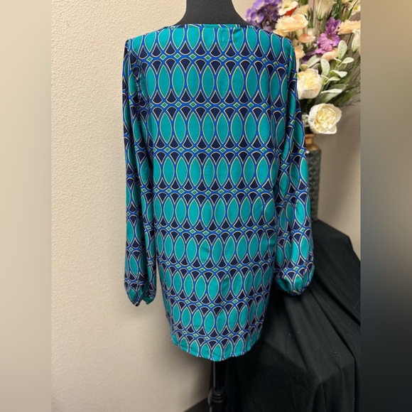 Mud Pie Blue Geometric Gold trimmed Tunic Top size Medium - Picture 4 of 8